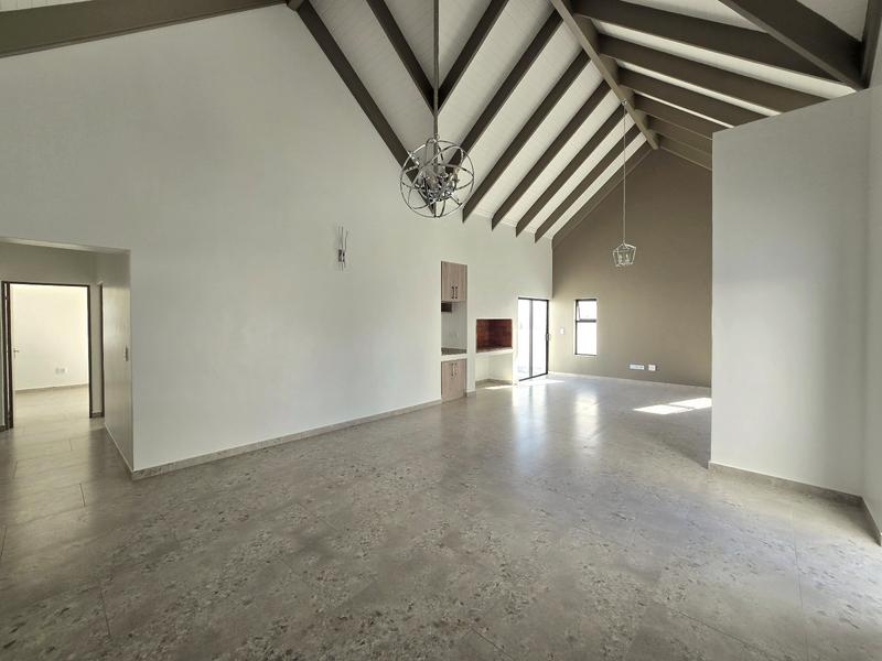 3 Bedroom Property for Sale in Britannia Bay Western Cape